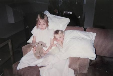 Elle Fanning with her sister  Dakota Fanning